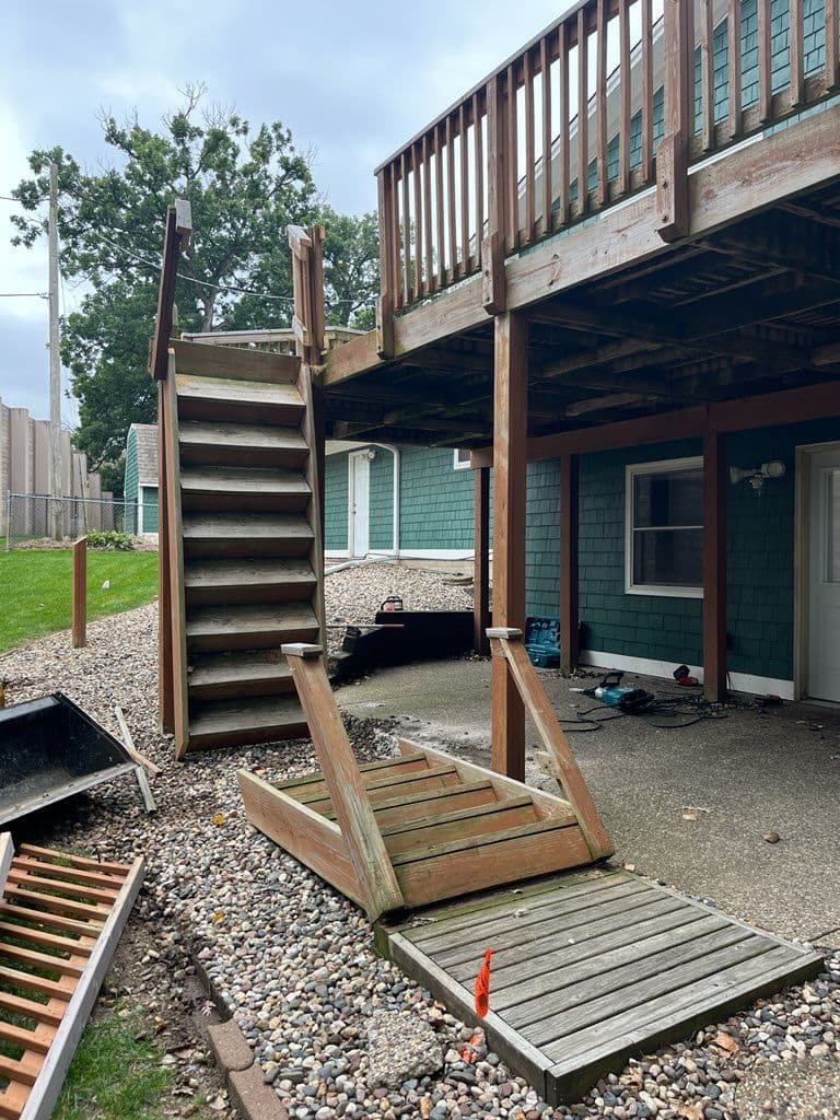 Gallery photos for Deck Remodeling Kickoff in Minnetonka: Image #2