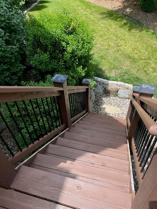 Gallery photos for Stunning Deck Revamp with Walker Outdoor Solutions: Image #3