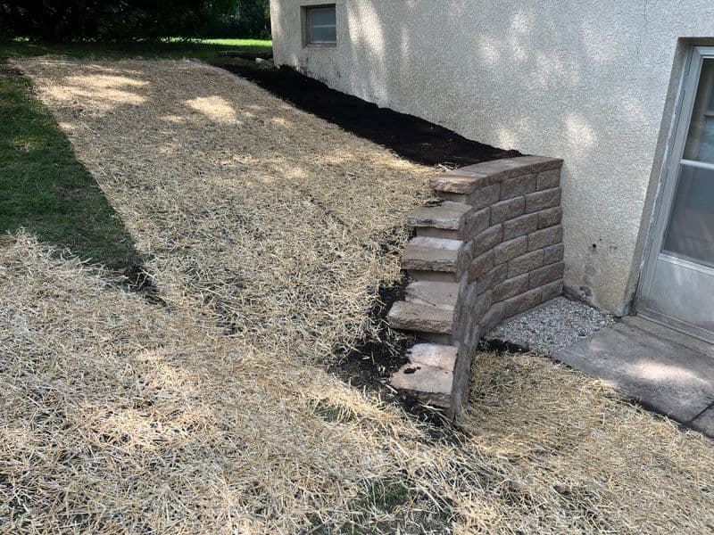 Gallery photos for Retaining Wall Adds Value to Outdoor Area: Image #1