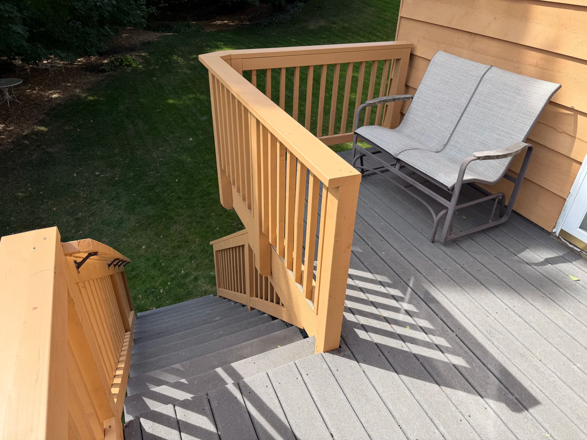 Gallery photos for 22-Year-Old Minnetonka Deck Gets a Safe, Sharp New Railing: Image #2